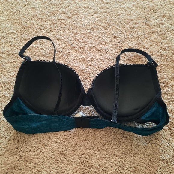 NWT Coobie 36 A Bra..  Padded Underwire, removable straps. - Picture 4 of 4